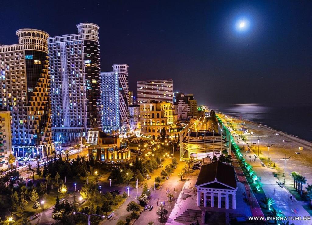 Батуми, 5 Комнатная Exterior foto