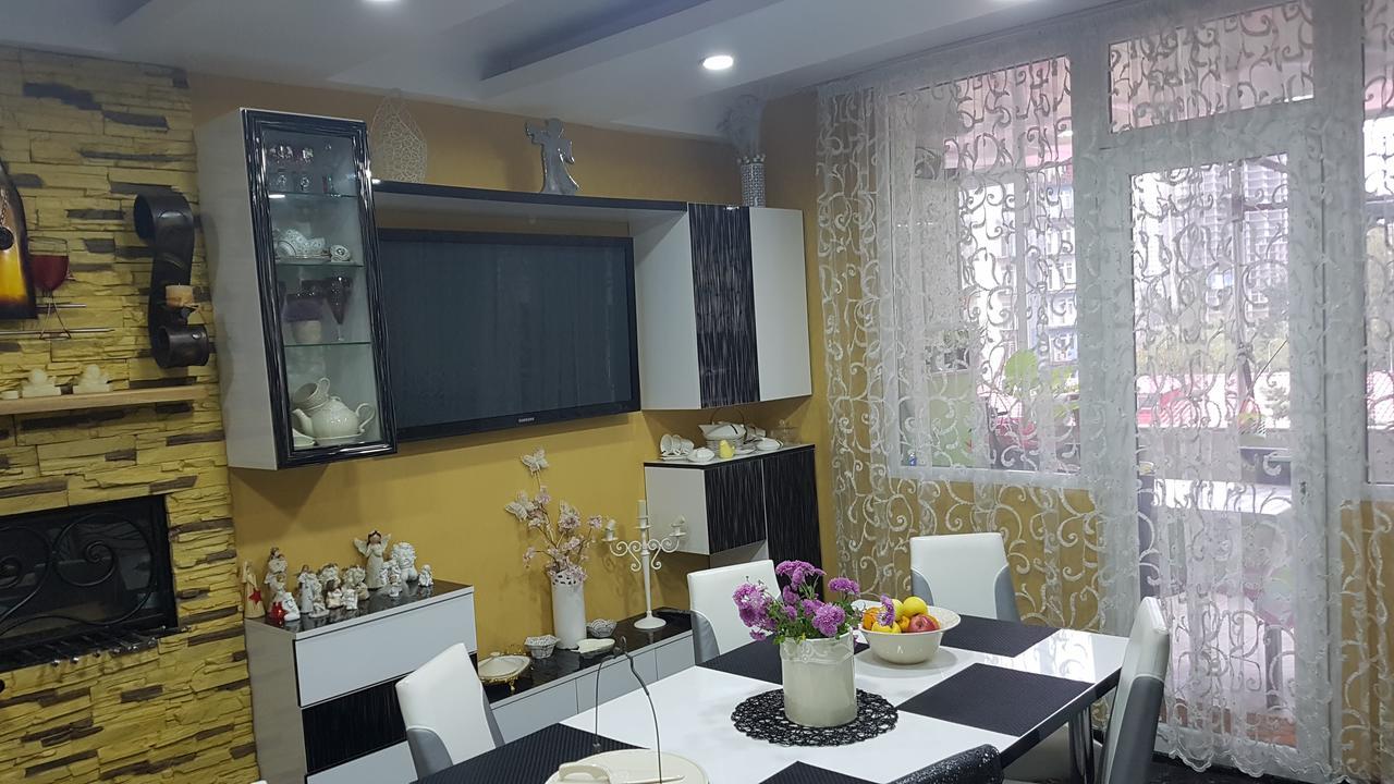 Батуми, 5 Комнатная Exterior foto